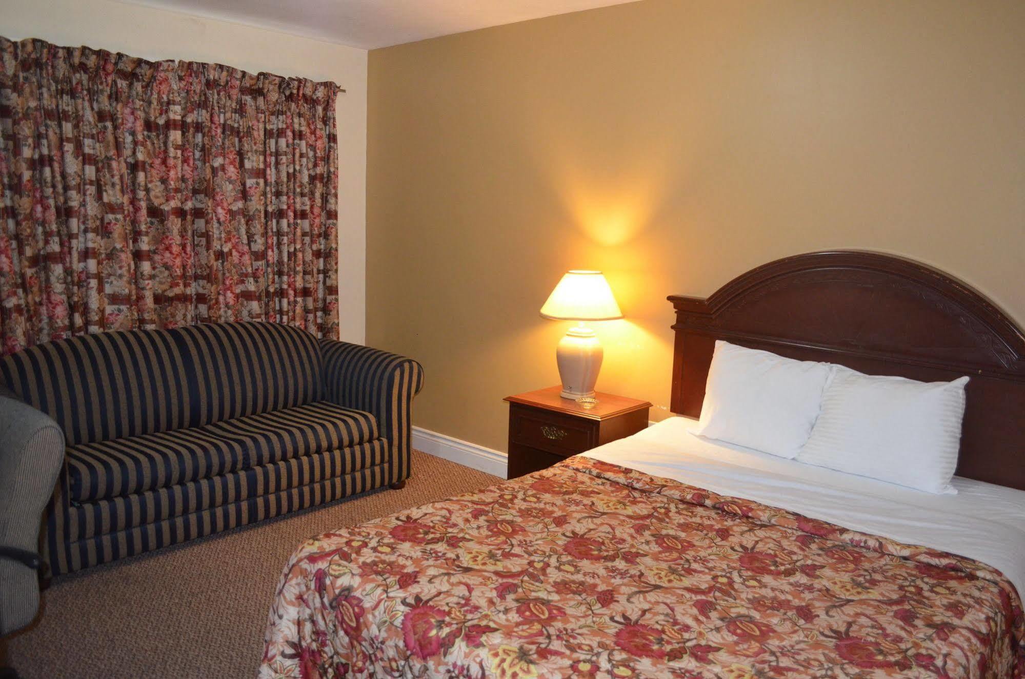 Mohawk Motel Brantford Exteriör bild